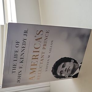 KENNEDY...JOHN JR 📖 BOOK